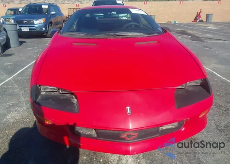 1993 Chevrolet Camaro z USA, uszkodzony, nr VIN 2G1FP22S6P2111833